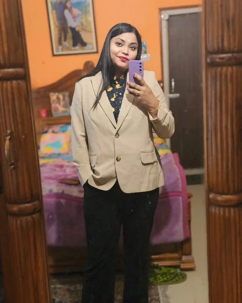 Tailored Wide-Leg Pants Look