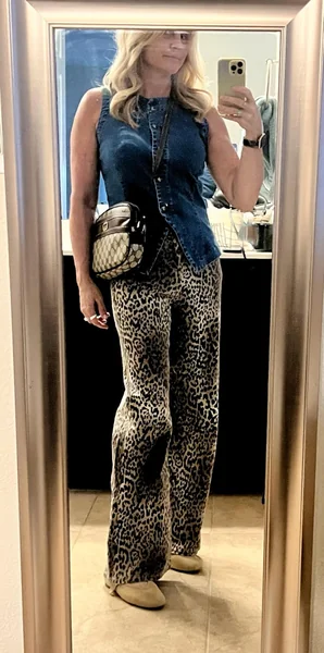 Casual Denim Vest Outfit for Women – Summer Western Style