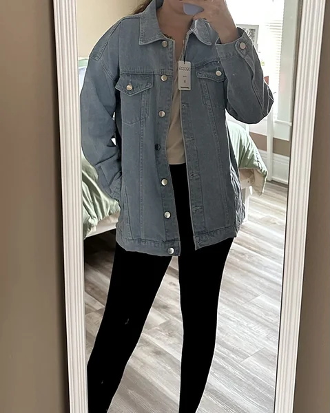 Oversized Denim Jacket for Stylish Jean Winters Outfits