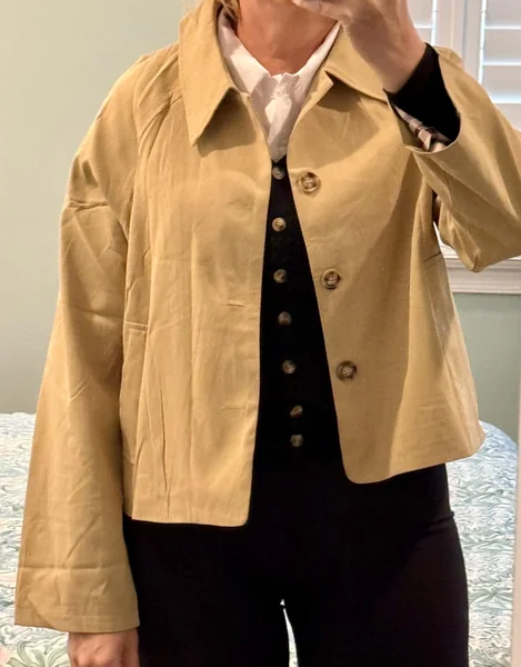 Chic Cropped Trench Coat – A Modern Layer for Women