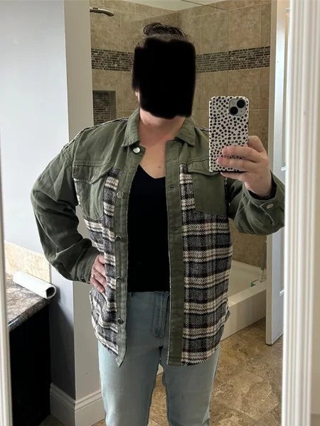 Oversized Plaid Shacket for Trendy Jean Winters Outfits