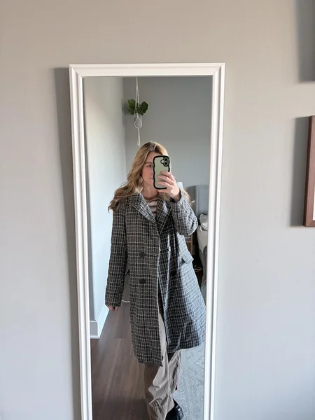Oversized Plaid Double-Breasted Peacoat Chic Winter Fashion Outfit for Women