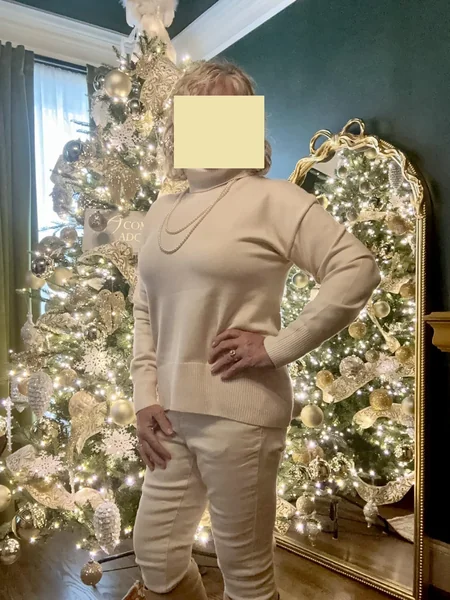 Chunky Turtleneck Sweater with Straight Jeans Chic Womens Winter Fashion Outfit