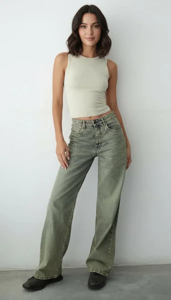 Vintage Baggy Jeans with Graphic Tee