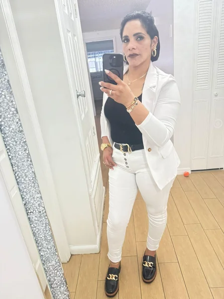 High Waist Skinny Curvy Jeans Outfit