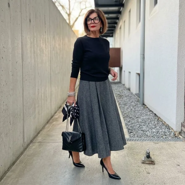 High-Waisted Gray Midi Skirt and Classic Black Crewneck