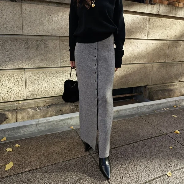 High-Waisted Charcoal Maxi Skirt with Box Pleats and Pointed Boots