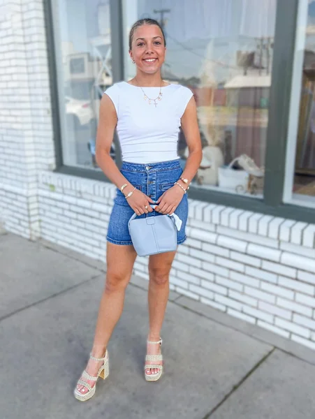 Casual Denim Mini Skirt Look