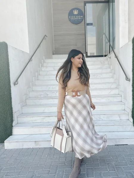 Elegant Neutral Tonal Plaid