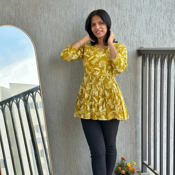 Mustard Floral Peplum and Black Leggings