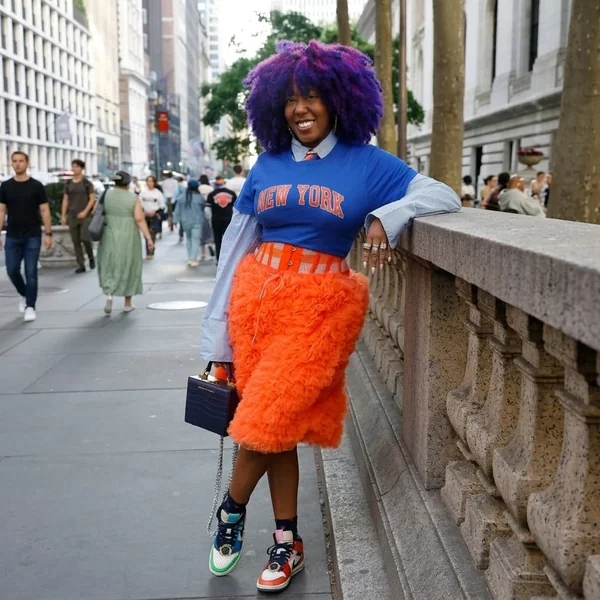 Layered Knicks Tee and Textured Tulle Midi Skirt