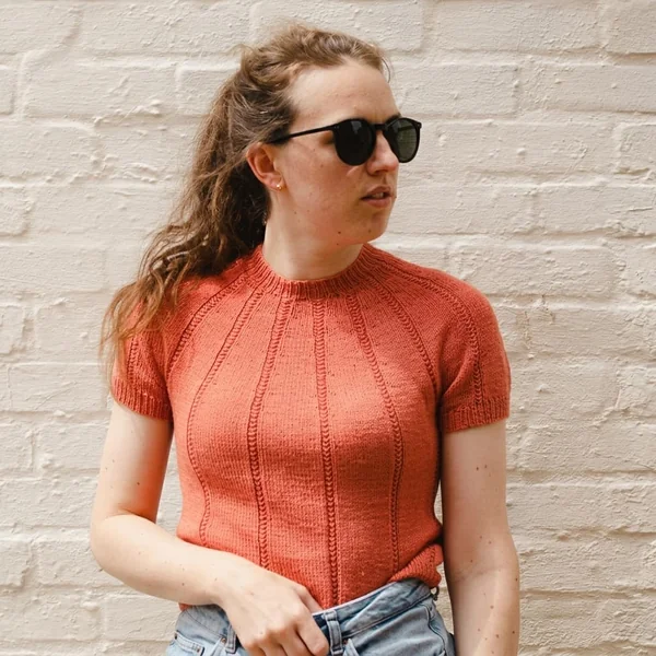 Short-Sleeve Ribbed Raglan Knit Top