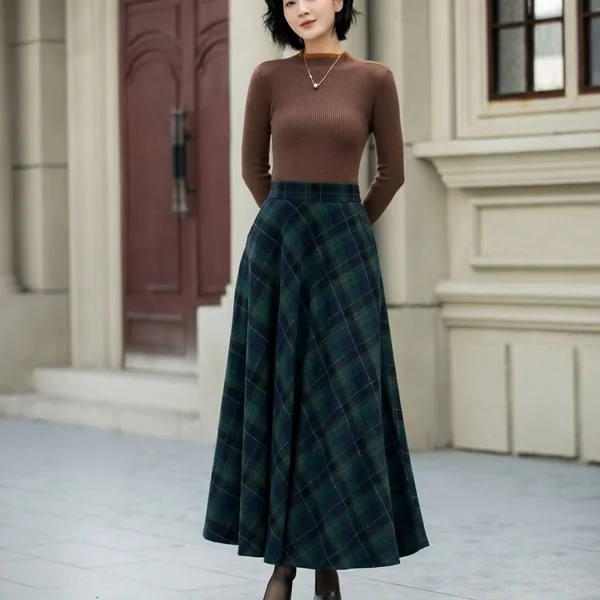 Tartan Plaid Maxi & Ribbed Turtleneck