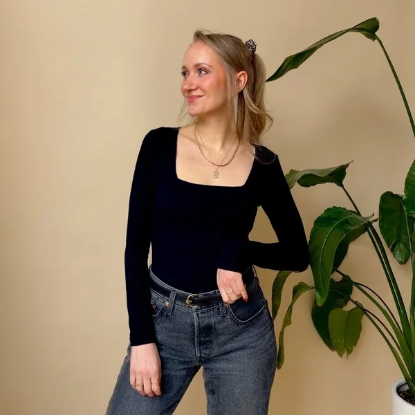 Black Long-Sleeve Square Neck Top