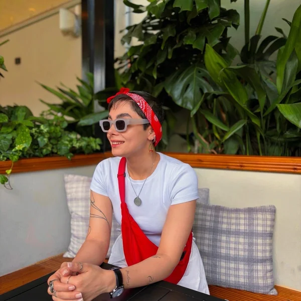 Vibrant Red Bandana with Crisp White Tee