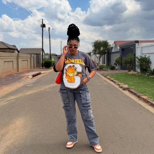 Graphic Oversized Tee & Multi-Pocket Cargos