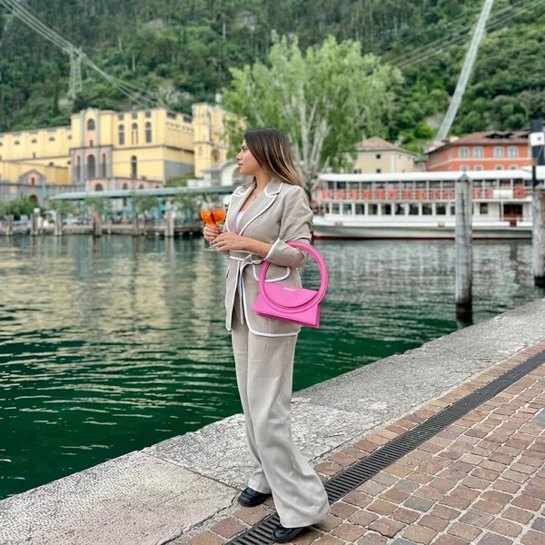 Contrast-Trim Linen Suit with Hot Pink Bag