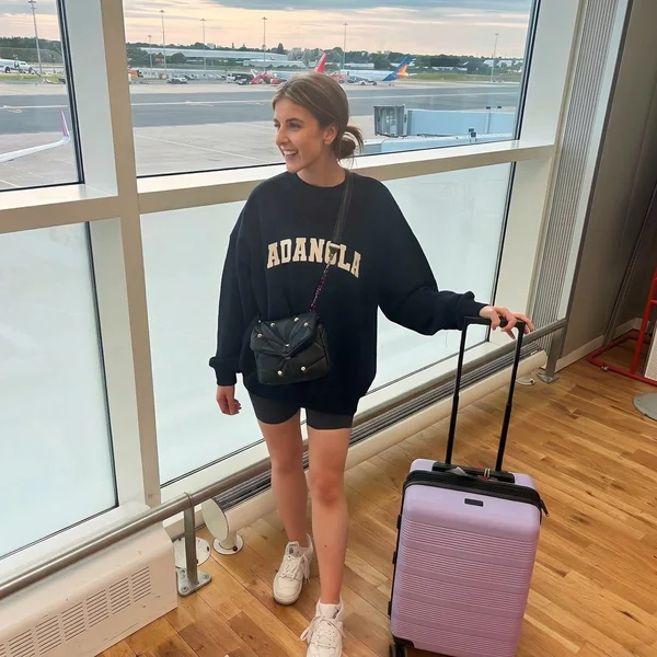 Oversized Black Sweatshirt & Charcoal Biker Shorts