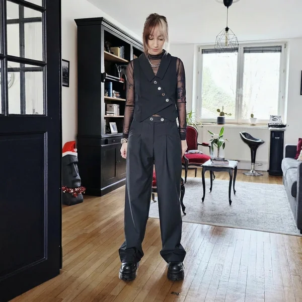 Tailored Mesh Avant-Garde Grunge